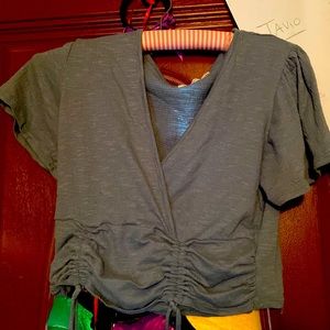 Cute blue short crop top that ties